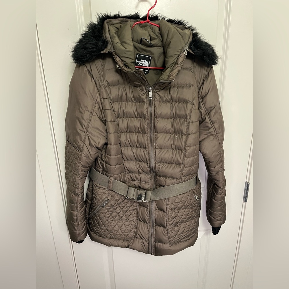 The North Face Women's Olive Quilted Jacket in size XL